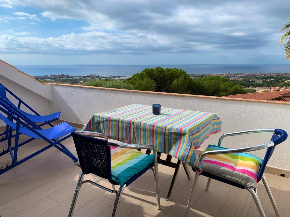 Palm Maresme - Suite With Bathroom And Terrasse With Ocean Views In A Private Villa Vilassar De Dalt Bagian luar foto