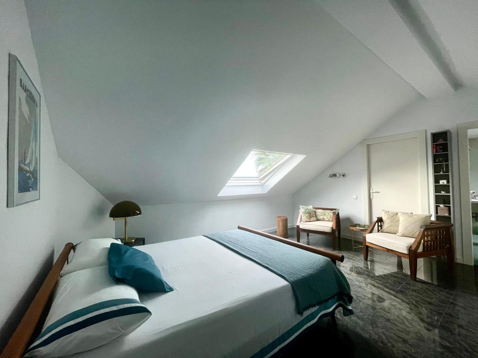 Palm Maresme - Suite With Bathroom And Terrasse With Ocean Views In A Private Villa Vilassar De Dalt Bagian luar foto